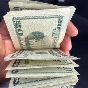 Meet your Posher, Daroll